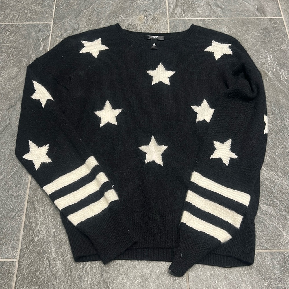 Bloomingdale’s aqua brands girls extra-large 100% cashmere sweater